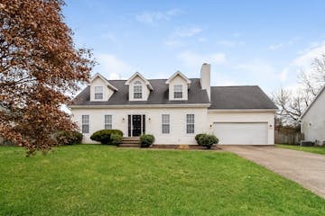 3003 Christiana Woods Ct Louisville, KY 40299